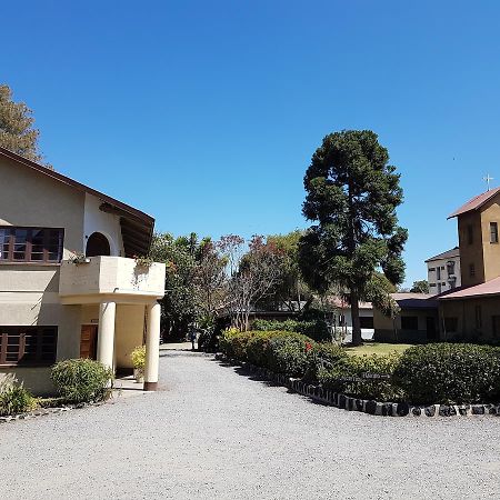 Karibuni Center Hotel Mbeya Exterior photo